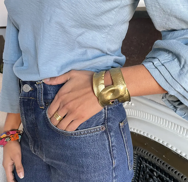 artifact cuff