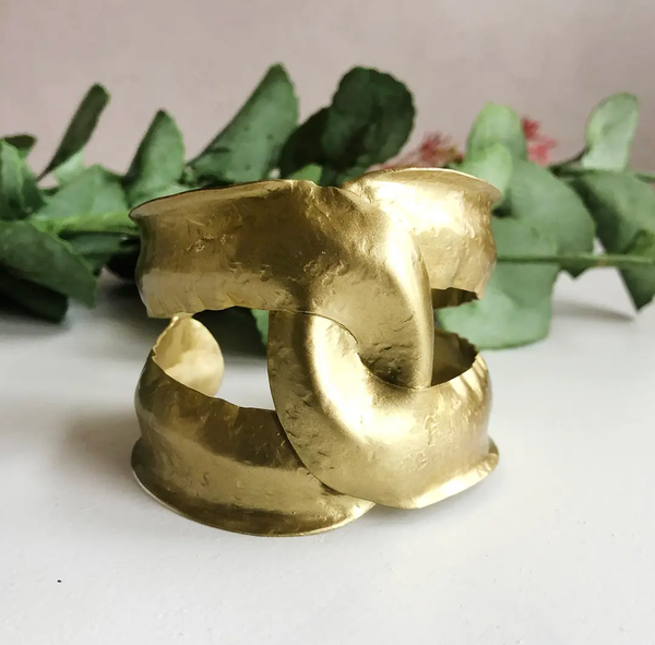 artifact cuff
